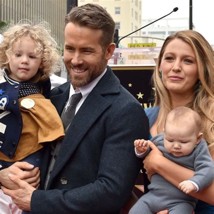 Ryan Reynolds & Blake Lively’s Baby’s Name Revealed — Find Out What It Is – Hollywood Life