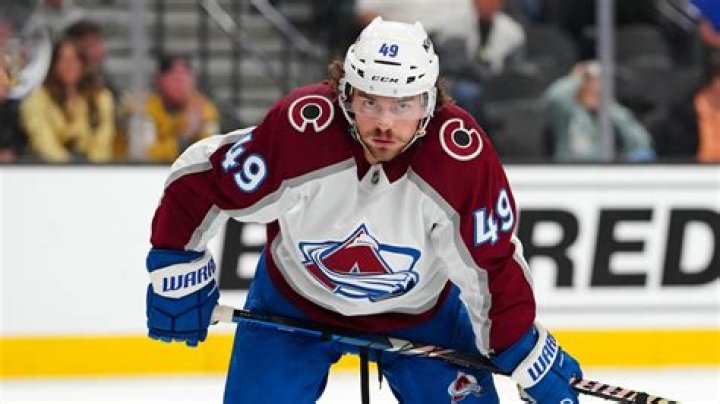Samuel Girard Biography- NHl player, Salary, Earnings, Net worth, Contract, Married, Relationship, Affair, Age, Height, Girlfriend, Family, Nationality