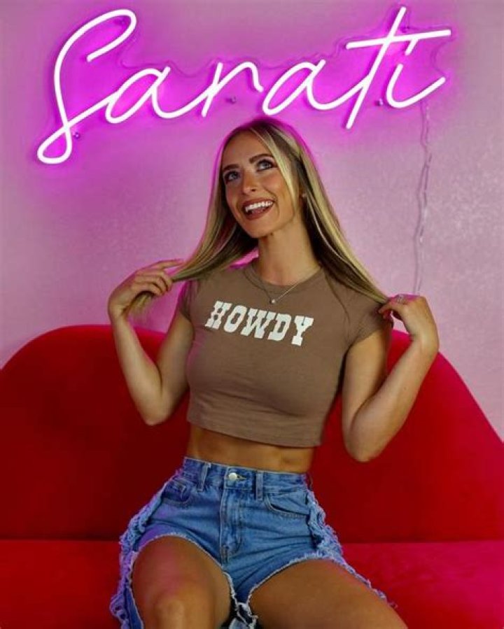 Sarati Height, Weight, Age, Boyfriend, Facts, Biography