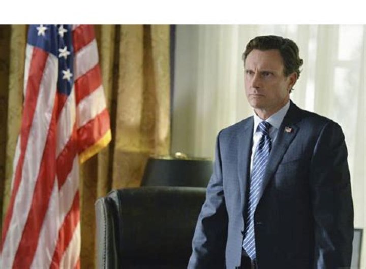 Harrison’s Dead & Olivia Returns To Washington – Hollywood Life