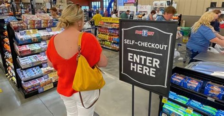 6 Self-Checkout Mistakes That Are Costing You Big, Experts Warn