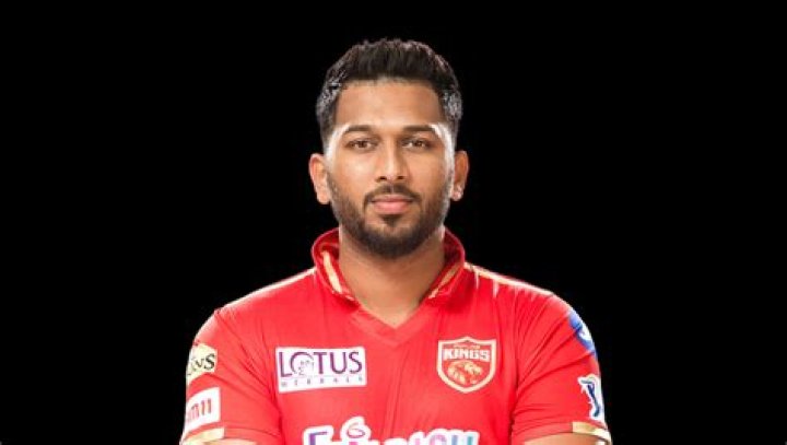 Shahrukh Khan (Cricketer) Height, Weight, Age, Family, Biography, Facts