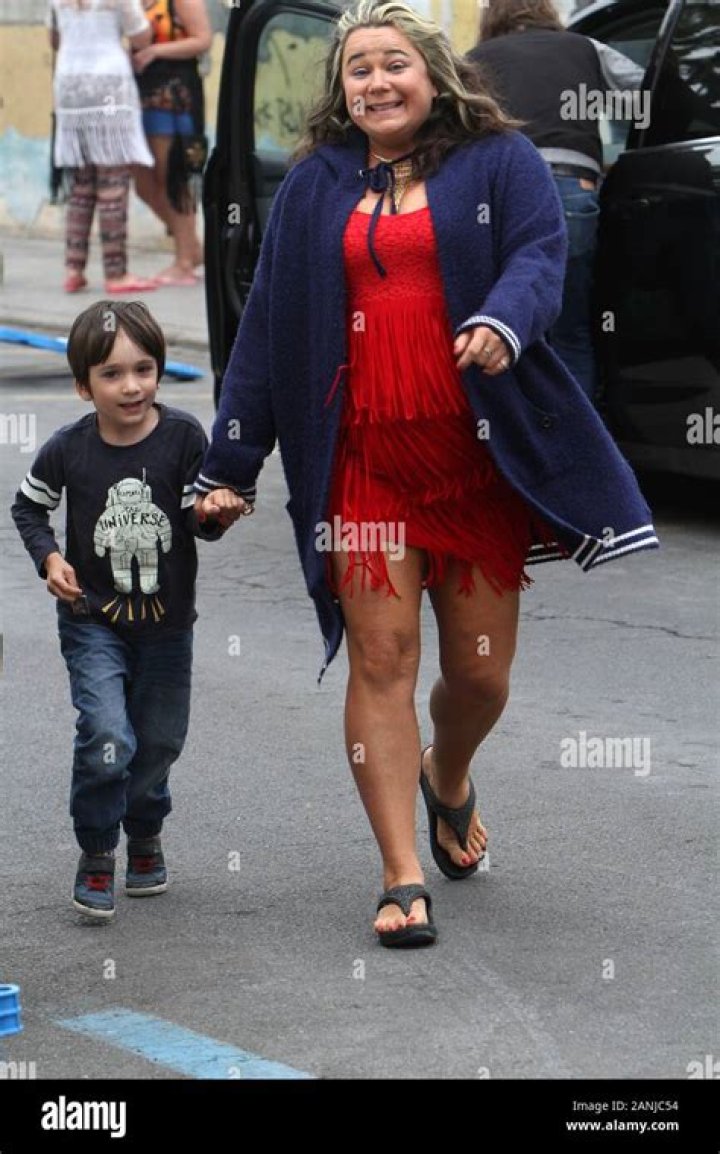 Shelley Longworth Height, Weight, Age, Body Statistics