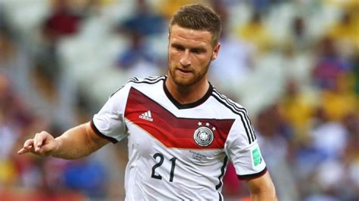Shkodran Mustafi Height, Weight, Age, Body Statistics