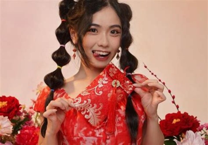 Siow Wei Height, Weight, Age, Facts, Family