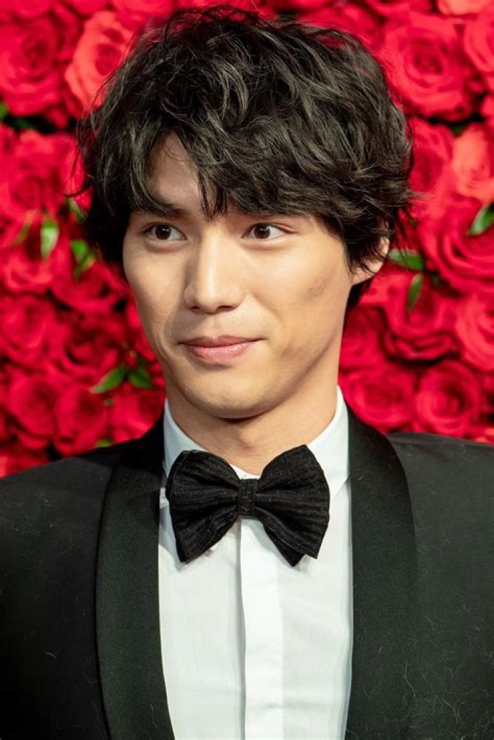 Sota Fukushi Height, Weight, Age, Girlfriend, Family, Facts, Biography