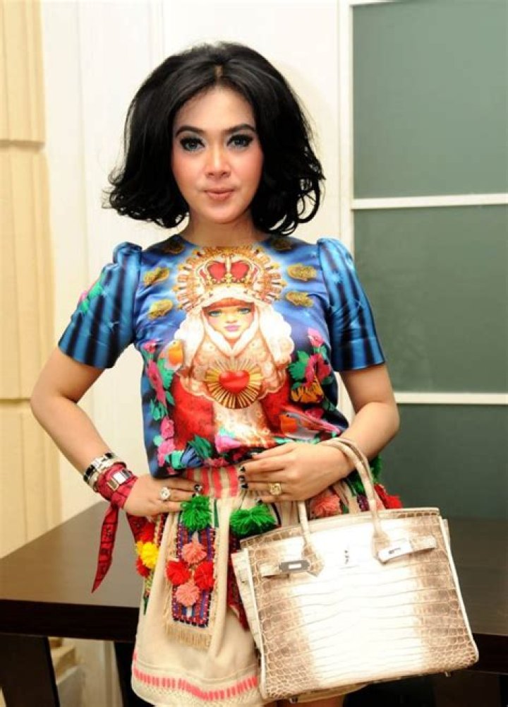 Syahrini Net Worth | Celebrity Net Worth