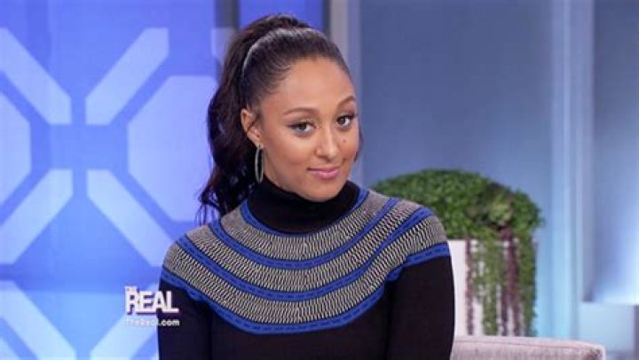 Read Her ‘Bittersweet’ Statement – Hollywood Life