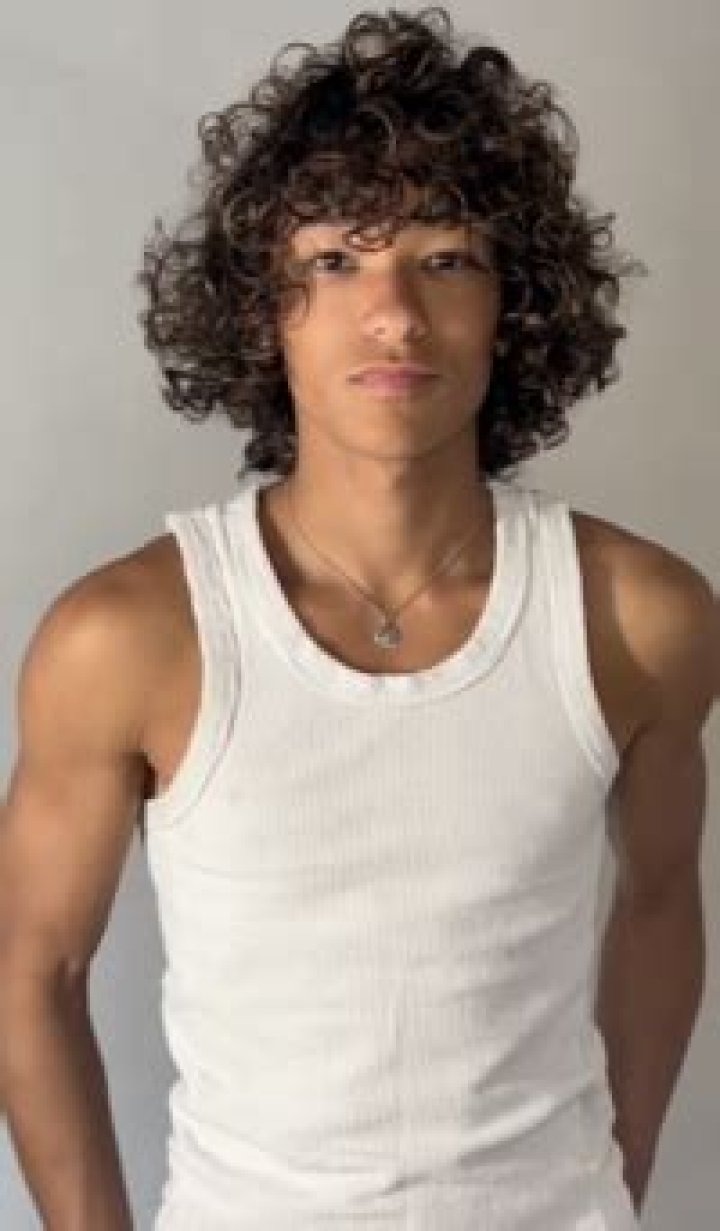 Thomas Inoki Height, Weight, Net Worth, Age, Birthday, Wikipedia, Who, Nationality, Biography