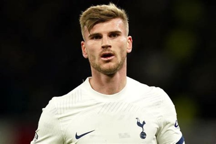 Timo Werner earns €60,000 weekly, how much is his net worth? Is he married?