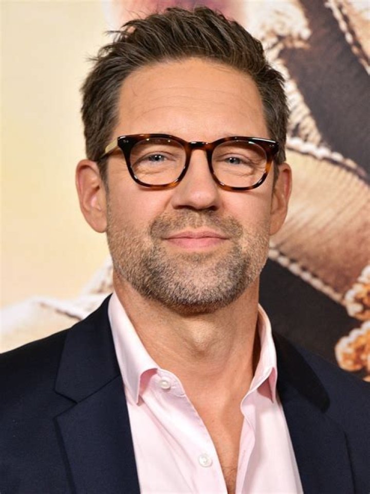 Todd Grinnell Height, Weight, Age, Spouse, Family, Facts, Biography