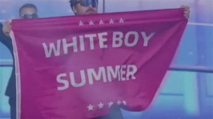 Tom Hanks’ Son, Chet Hanks, Gets Dragged For ‘White Boy Summer’ Video – Hollywood Life