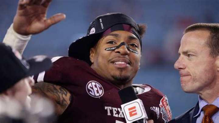 Cincinnati Bengals Trayveon Williams Bio, Age, Height, Net Worth, Salary, Earnings, Contract, NFL draft and Girlfriend