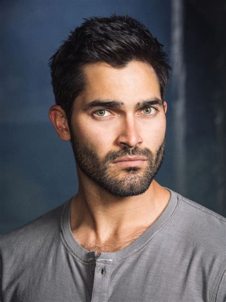 Tyler Hoechlin Height, Weight, Age, Girlfriend, Body Statistics, Biography