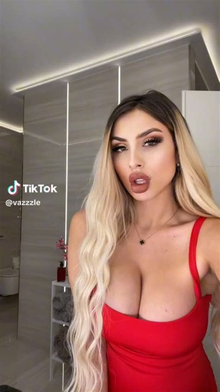 Vazzzle - Bio, Age, Wiki, Facts and Family