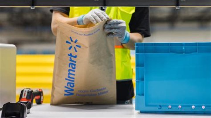 Walmart Will No Longer Sell Paper Bags at New York Stores