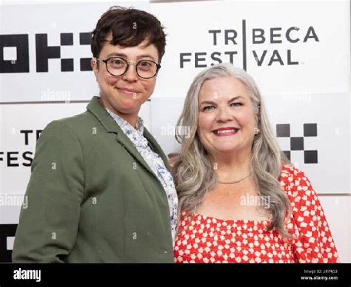 Who is Angel de Brito Dating Now?