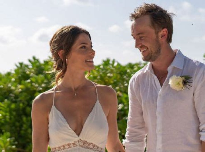 Who is Ashley Greene Dating Now