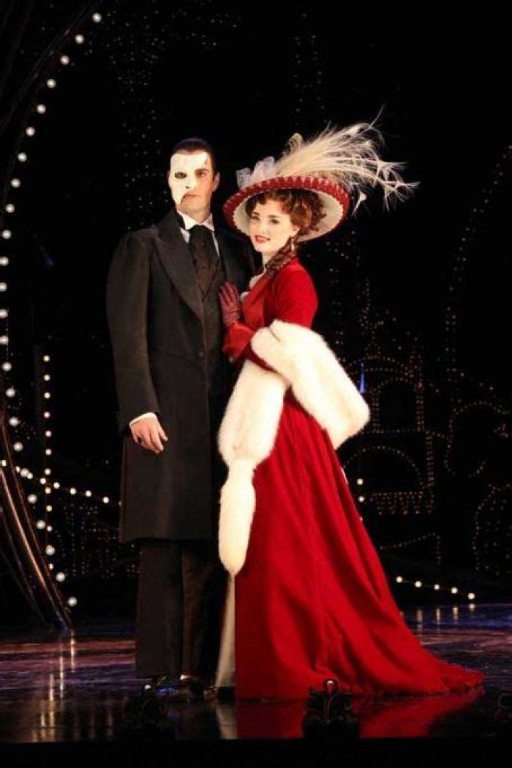 Who is Ben Lewis Dating Now?