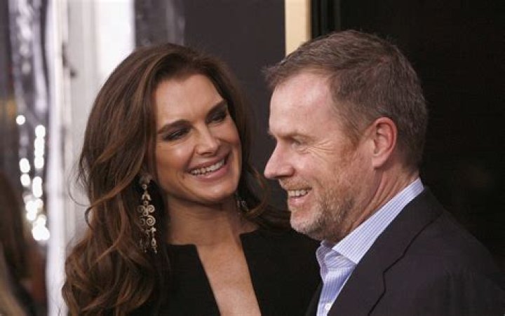 Who is Brooke Shields Dating Now