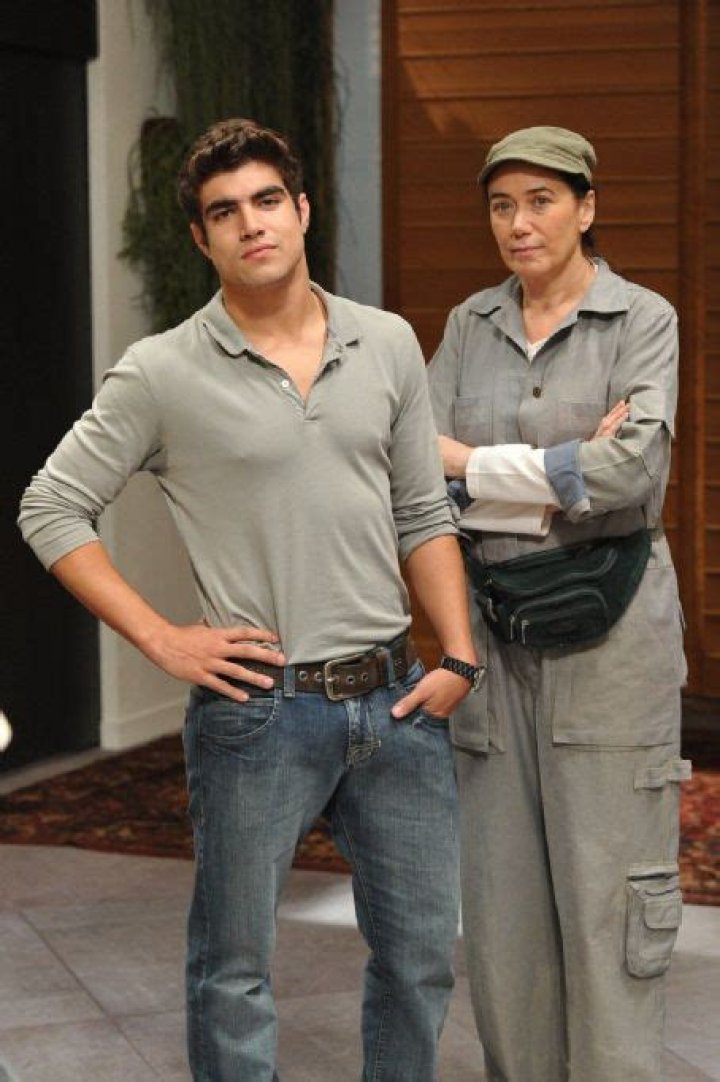 Who is Caio Castro Dating Now?