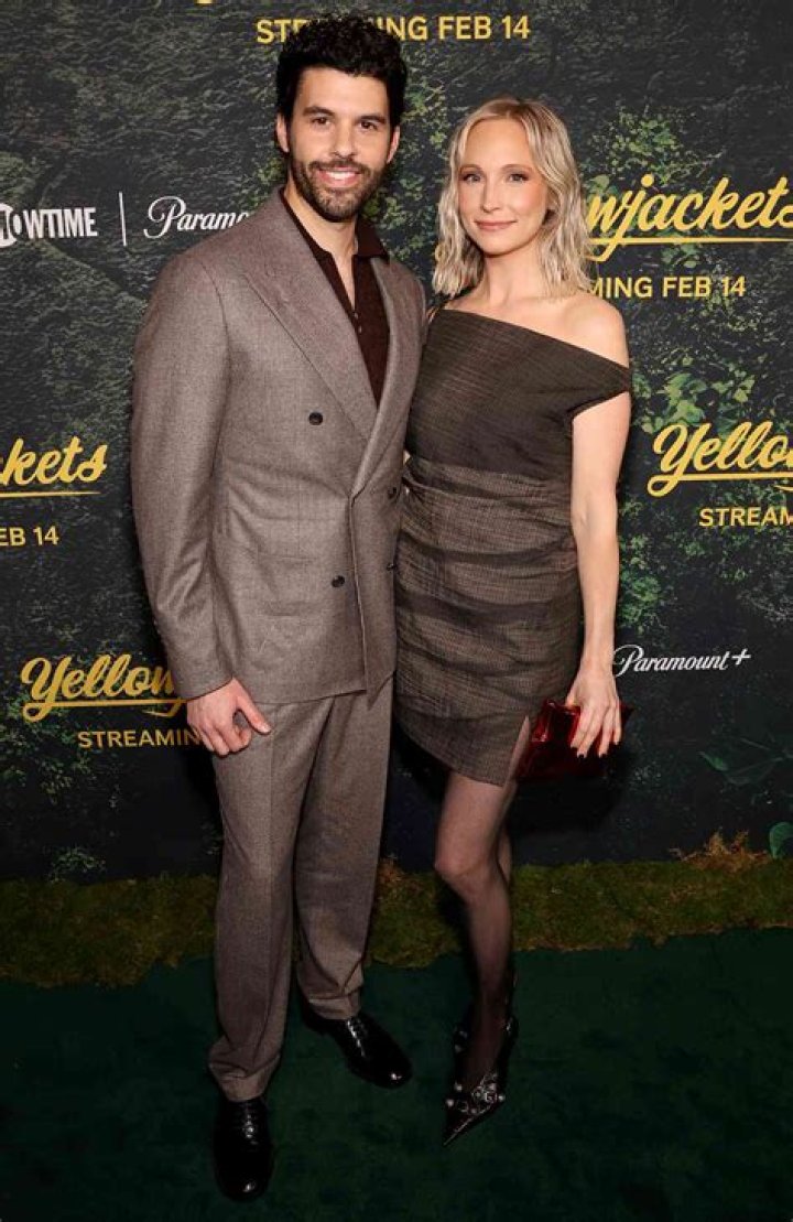 Who is Candice King Dating Now?