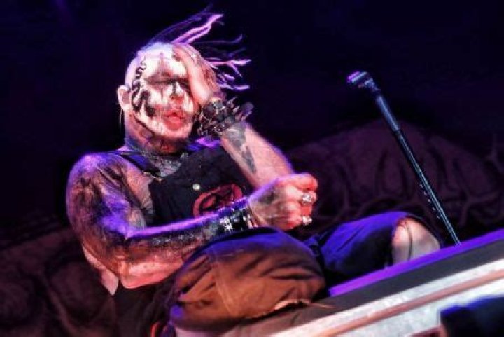 Who is Chad Gray Dating Now