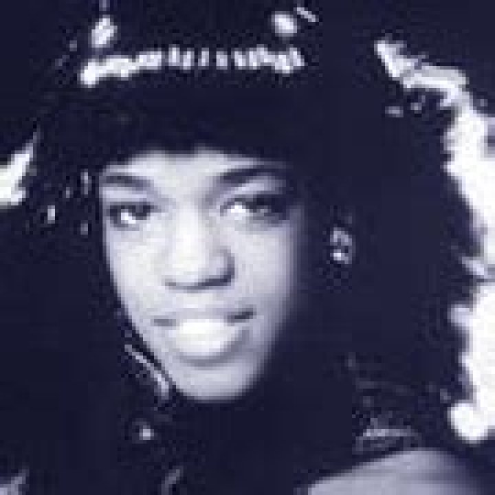 Who is Evelyn King Dating Now