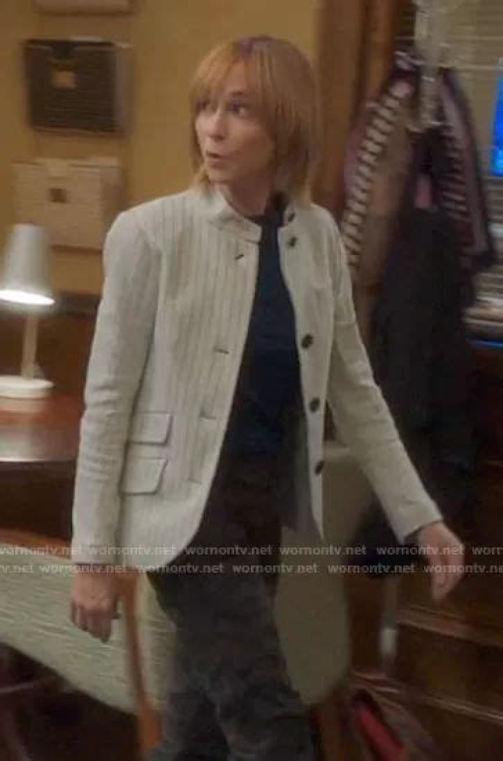 Who is Holly Hunter Dating Now