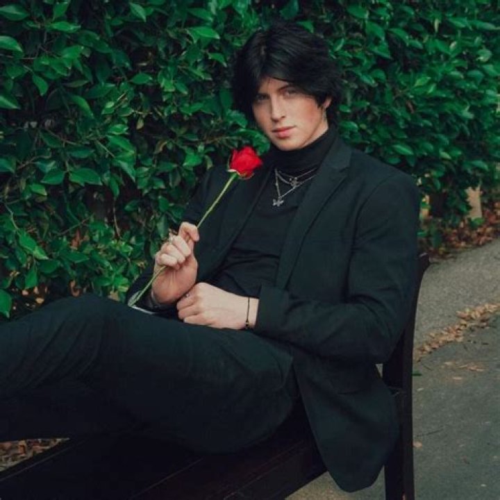 Who is Jacob Day Dating Now