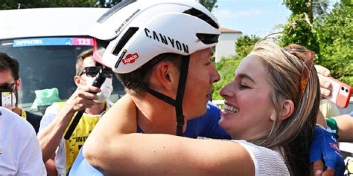 Who Is Jasper Philipsen Girlfriend Melanie Peetermans?