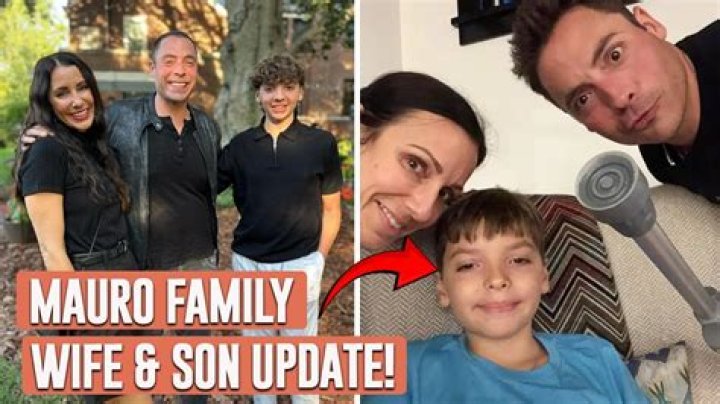 Who is Jeff Mauro Dating Now