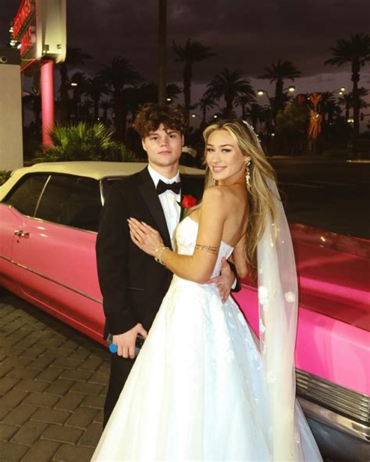 Who is Lauren Richardson Dating Now?