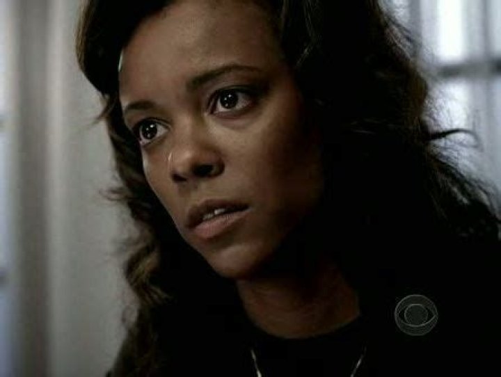 Who is Leslie Silva Dating Now