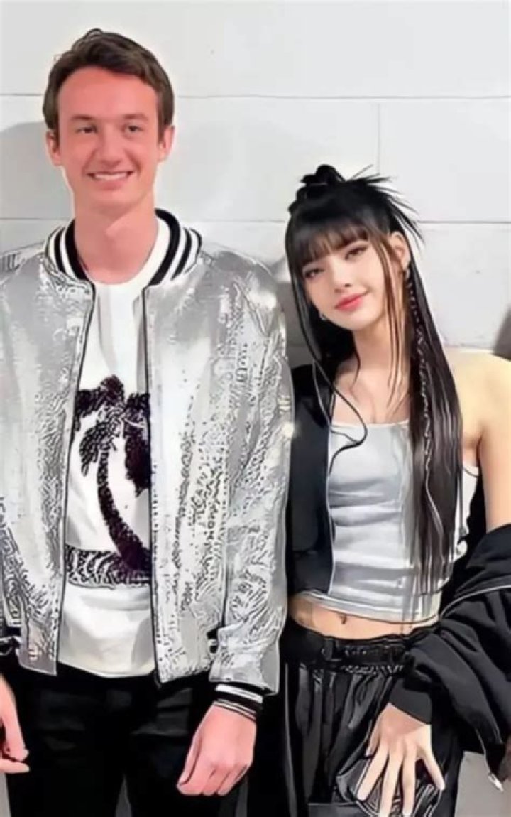 Who is Lisa Mantler Dating Now