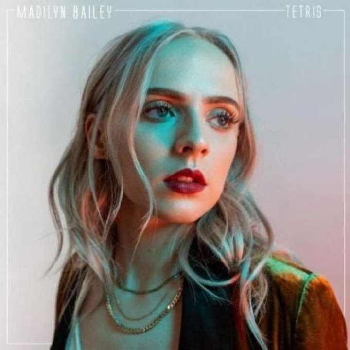 Who is Madilyn Bailey Dating Now
