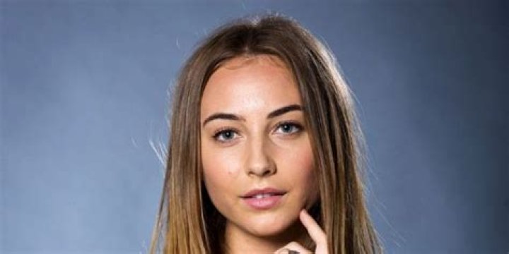 Who is Mavournee Hazel Dating Now?