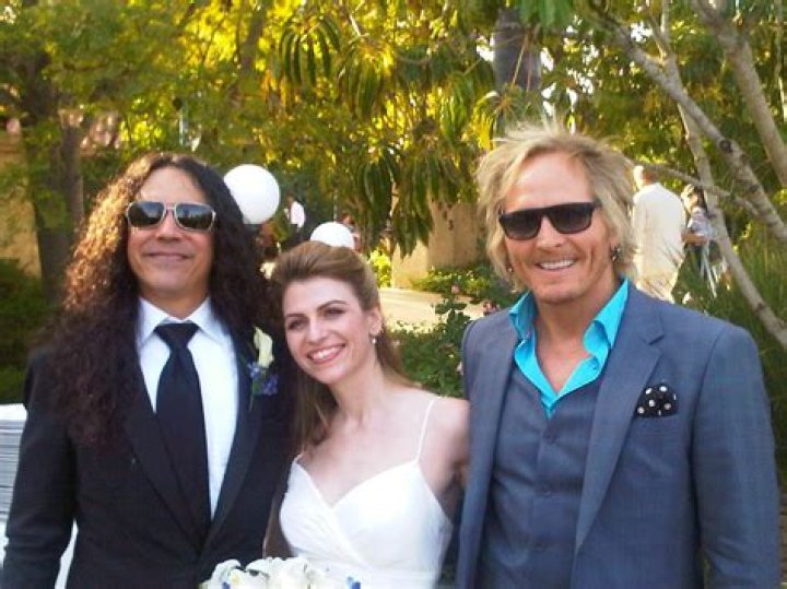 Who is Mike Inez Dating Now