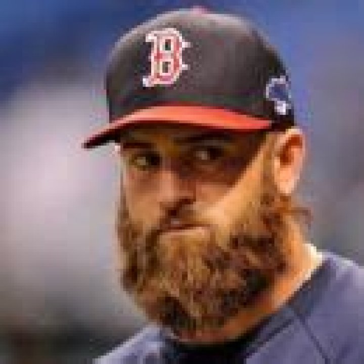 Who is Mike Napoli Dating Now