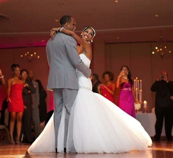 Who is Niche Caldwell Dating Now?