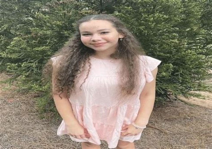 Who is Olivia Haschak Dating Now