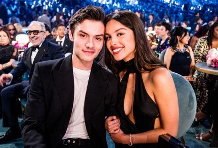 Who is Olivia O' Lovely Dating Now