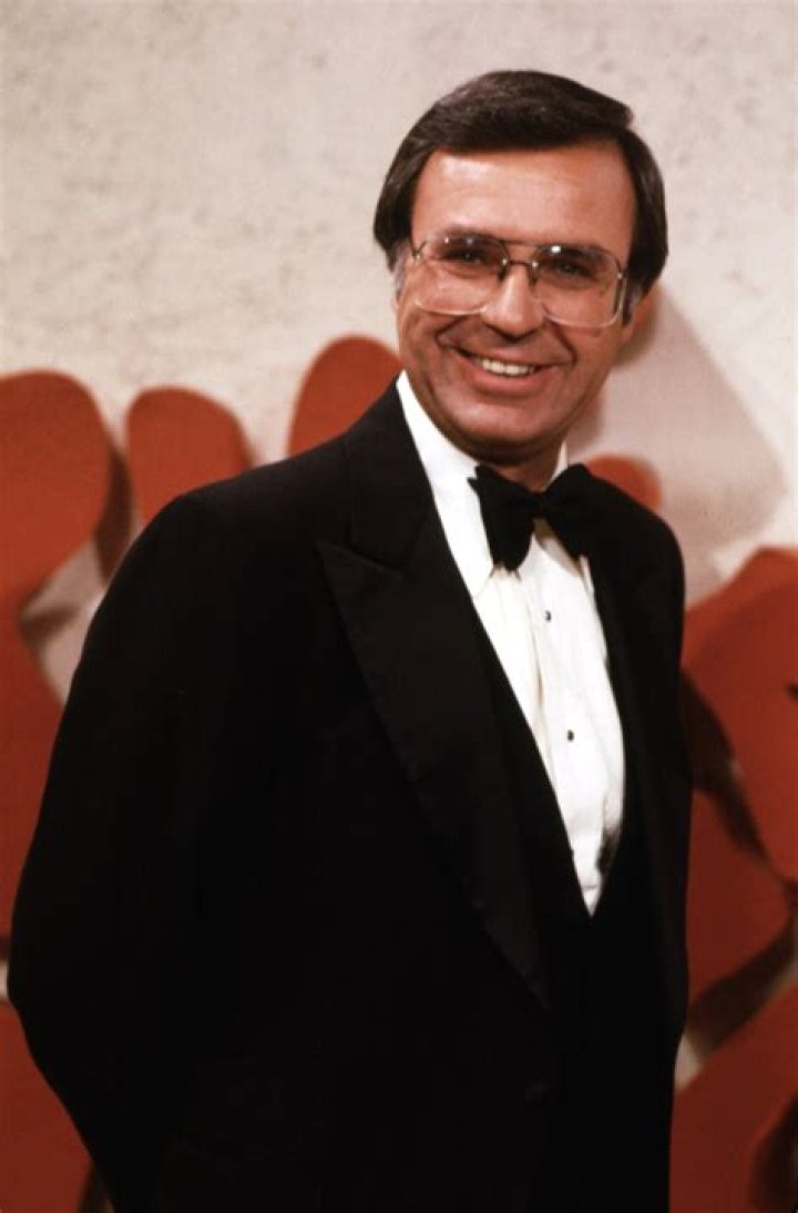 Who is Rafael Lange Dating Now?