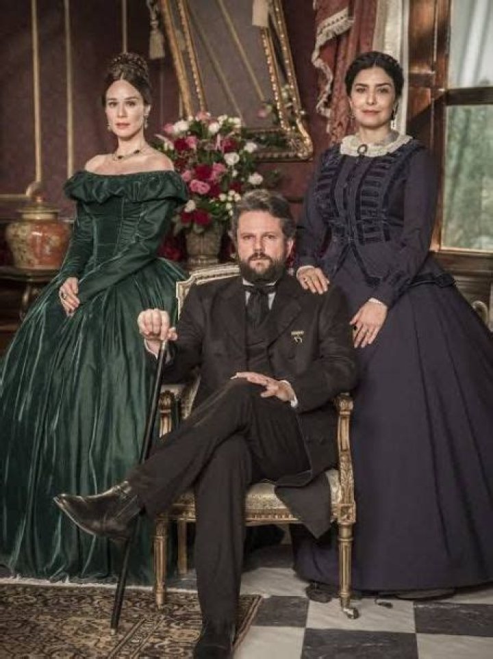 Who is Selton Mello Dating Now?