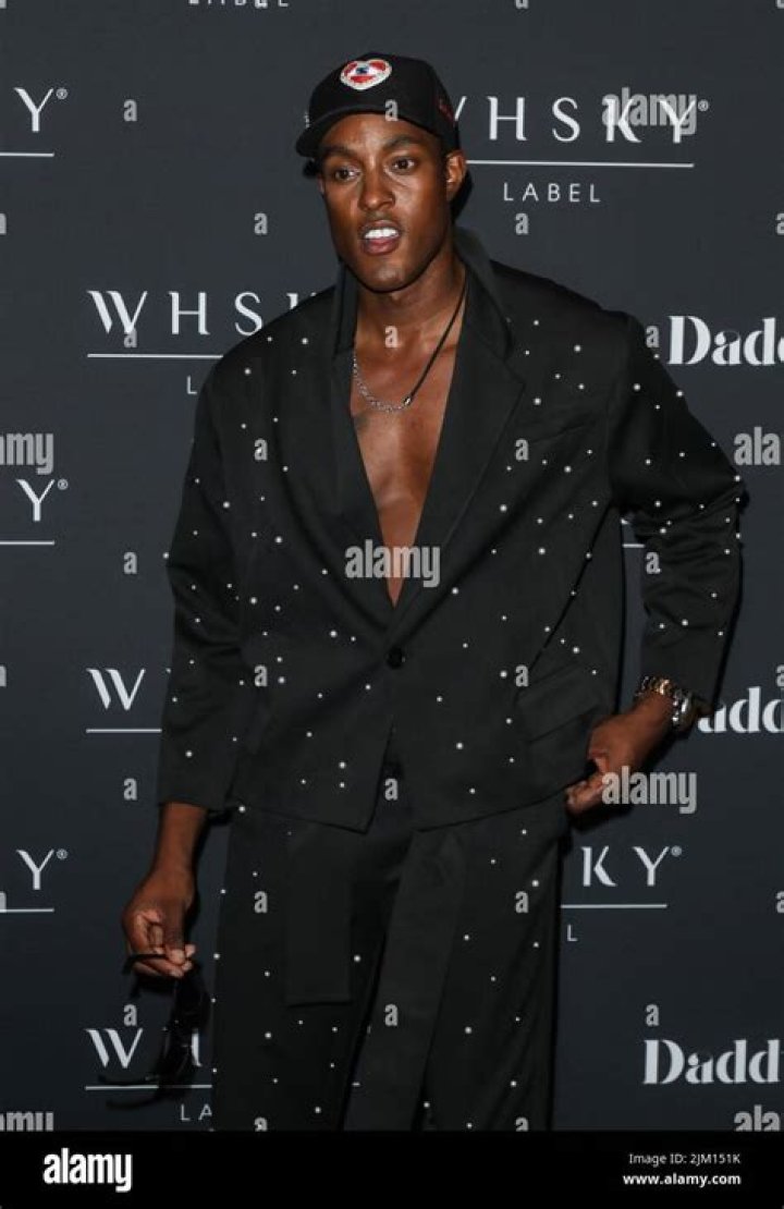 Who is Stefan-Pierre Tomlin Dating Now?