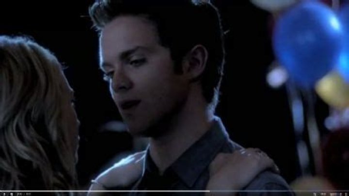 Who is Thomas Dekker Dating Now?