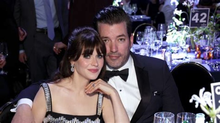 Zooey Deschanel Gushes Over ‘Wonderful’ & ‘Supportive’ Boyfriend Jonathan Scott: ‘He’s Really There For Me’